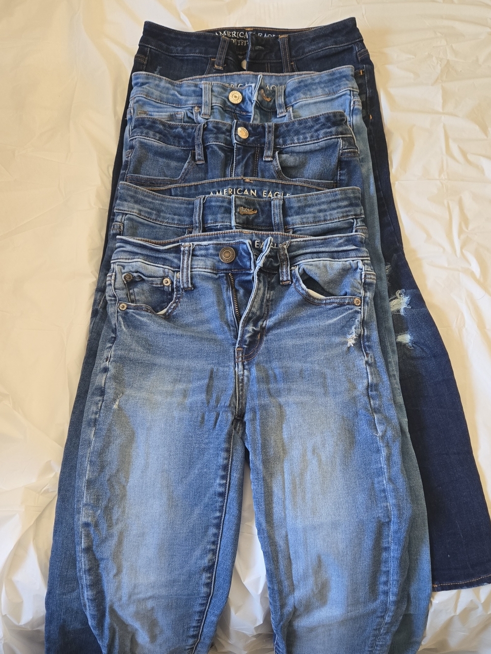 5 Pairs Women’s Mid-Rise Skinny Jeans in Light & Dark Blue - Classic Denim